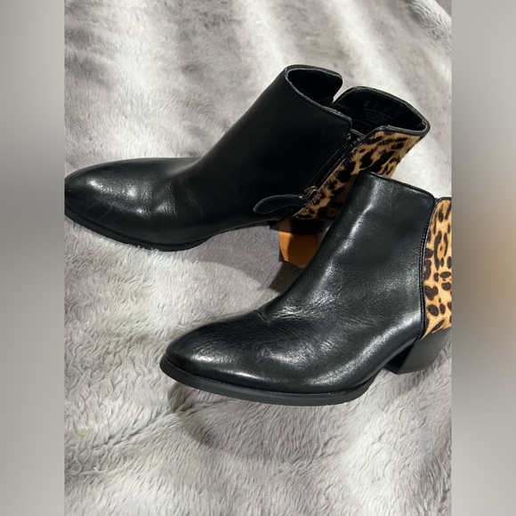 Franco Sarto Shoes Quasar Black Leather Leopard Print Ankle Booties Size 8 - Picture 13 of 14